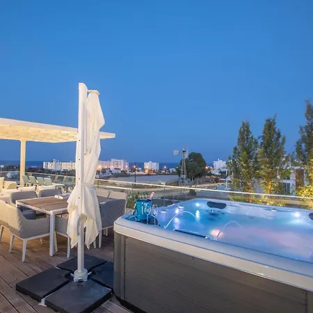 Olivine Mit Herrlichem Garten, Pool بيت للعطل *